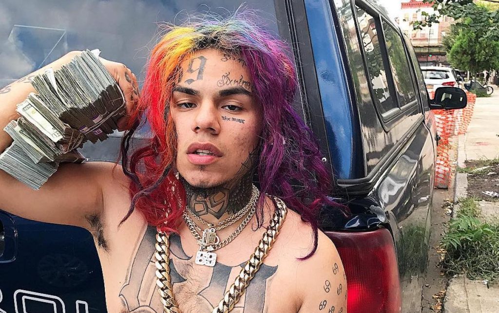 How much does Tekashi earn?